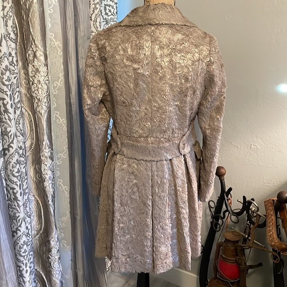 Anivee. Collection - Picture 4 of 6